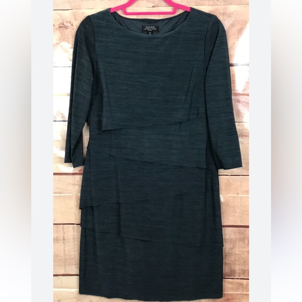 Tahari Arthur S. Levine Dress Navy Blue Tiered-Sz6 NWOT-Flattering! - Picture 4 of 15